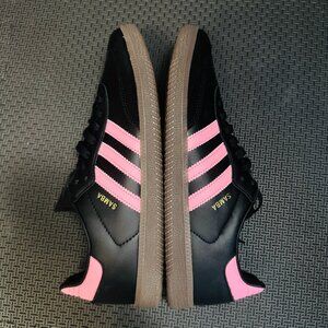 Adidas Sambas size 11